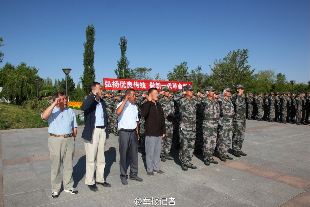 澳彩资料免费资料大全，深度研究解析说明：中国人在巴黎开荒种菜获市长特批  